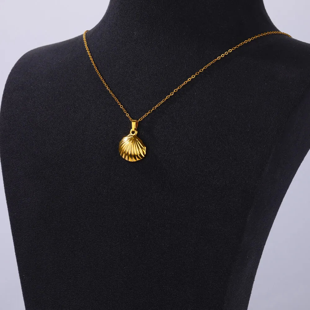 Ocean Starfish And Shell Necklace Gold Color